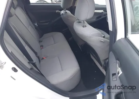 2009 Toyota Matrix S z USA, uszkodzony, nr VIN 2T1KE40E19C012416